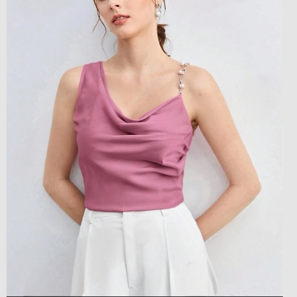 Luxe chain detail asymmetrical neck cami top - Picture 12 of 14